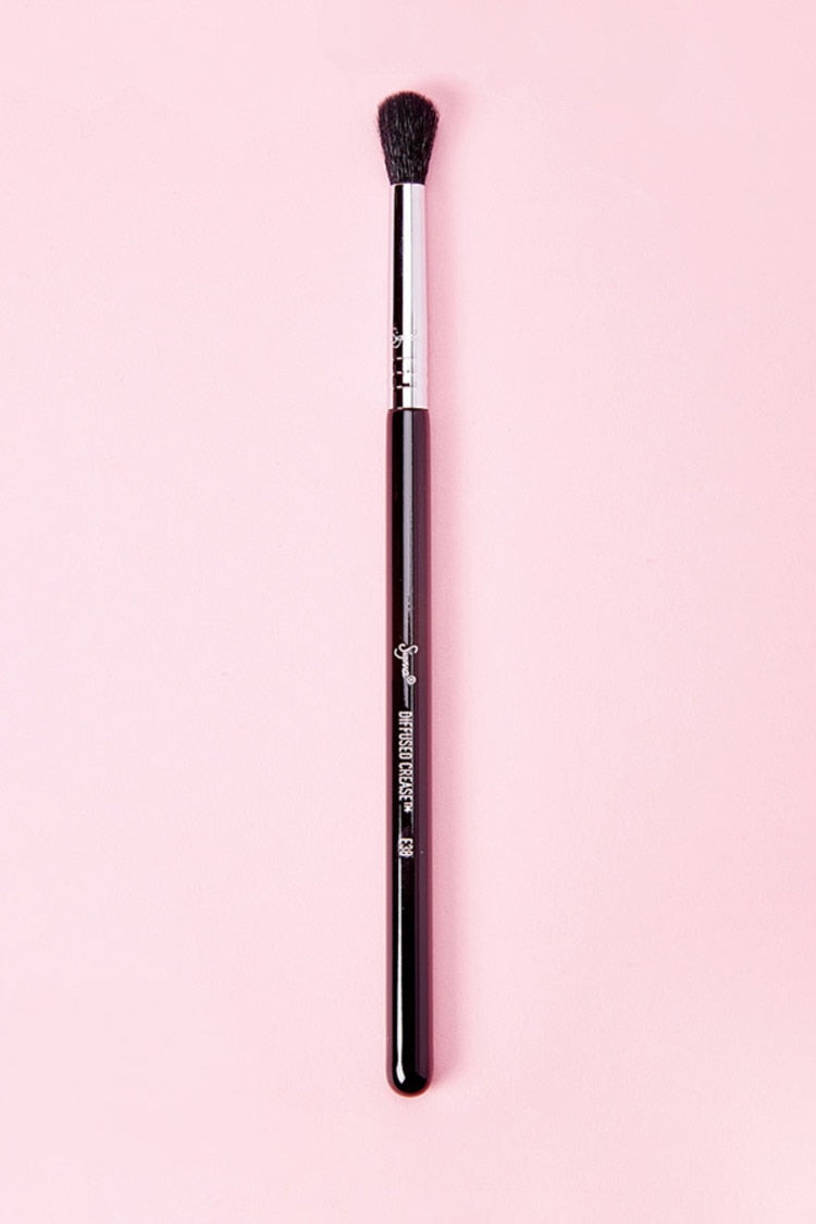 Forever 21 Sigma Beauty E38 Diffused Crease Brush Black