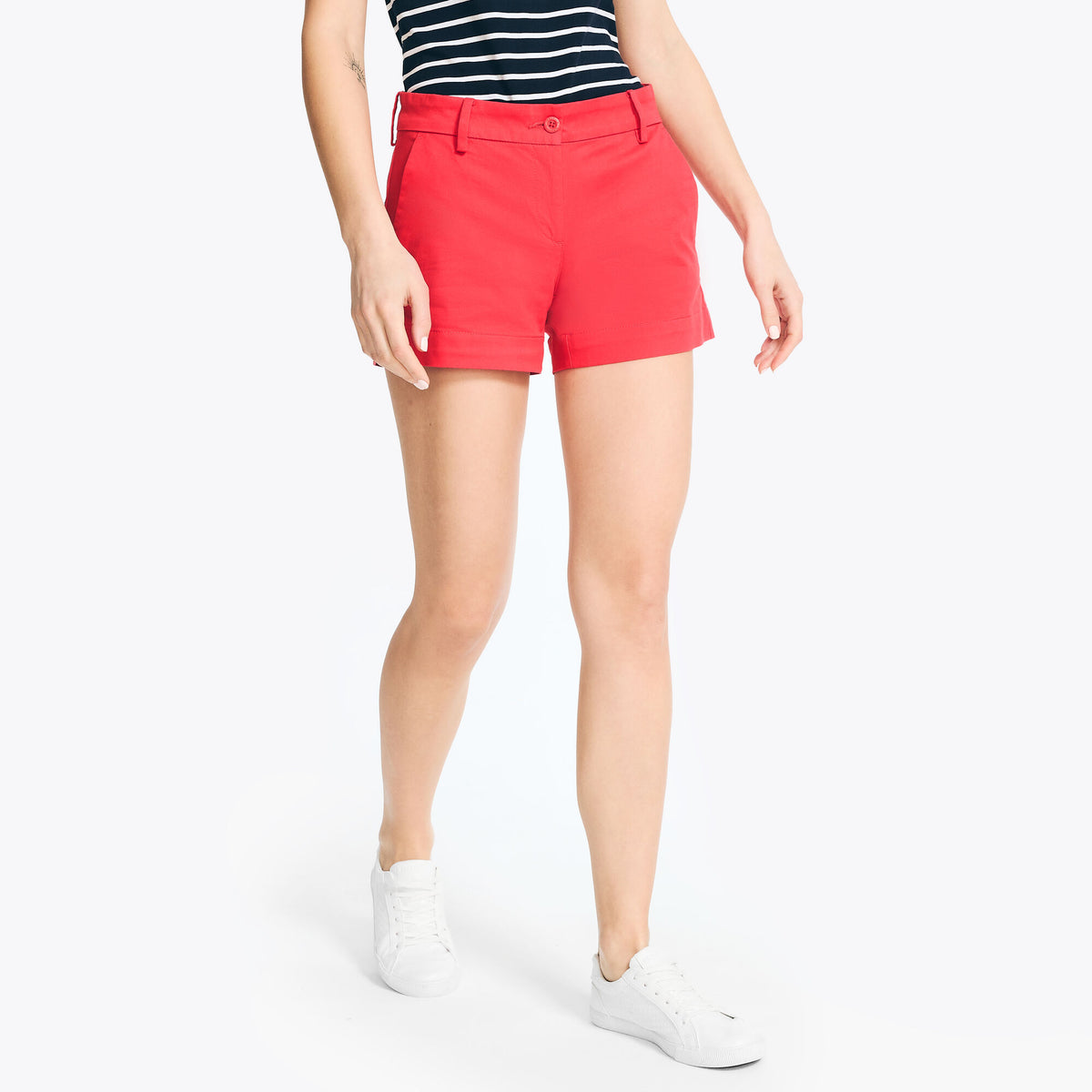 Nautica Women's 4" Stretch-Twill Short Tomato