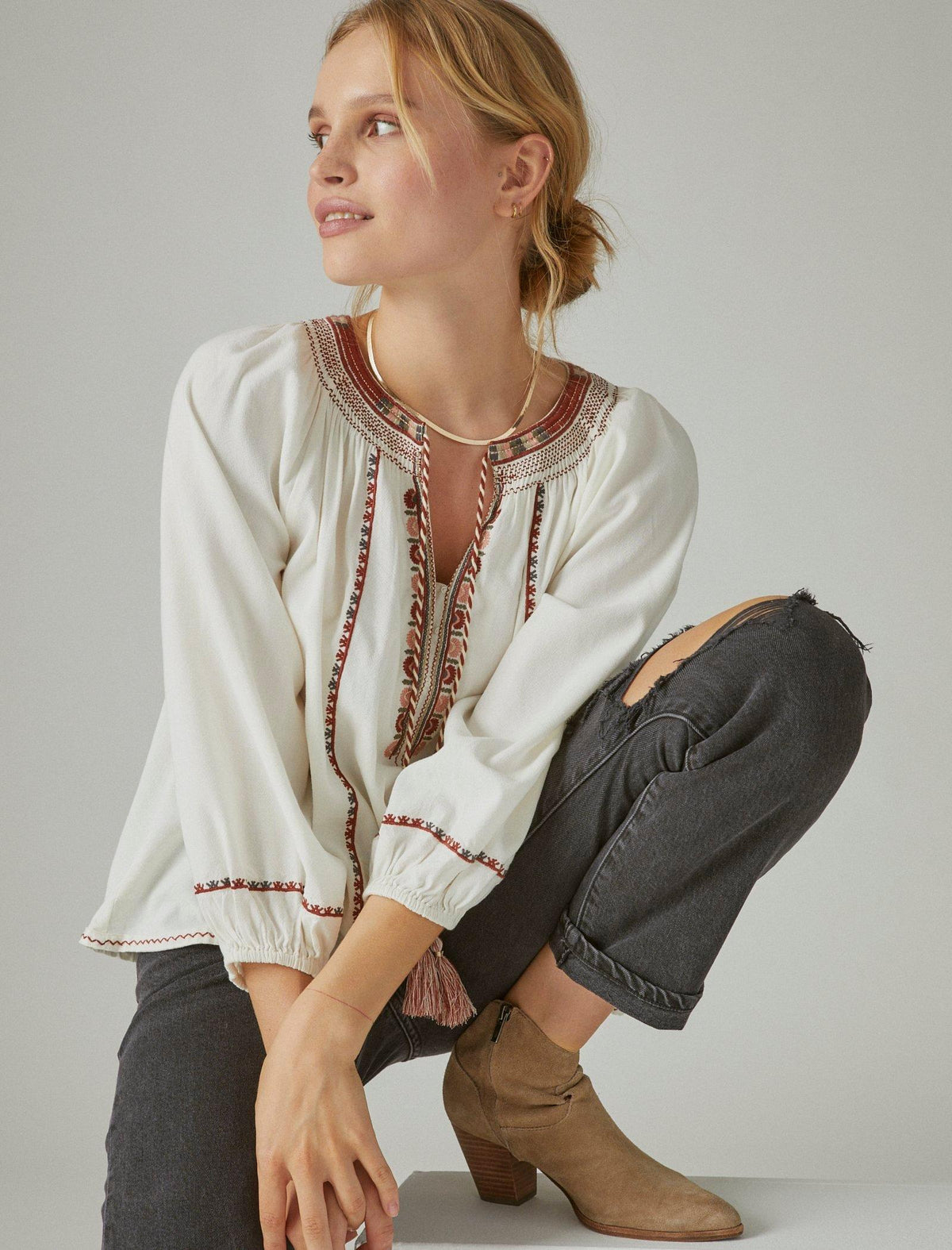 Lucky Brand Long Sleeve Embroidered Peasant Blouse Whitecap Gray