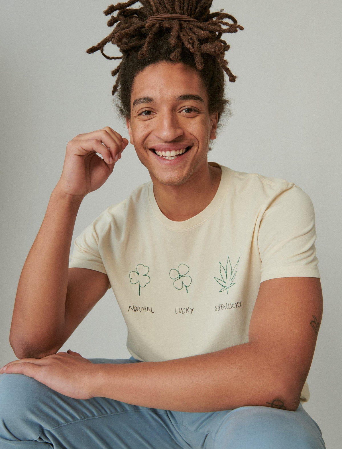 Lucky Brand Super Lucky Graphic Tee Whitecap Gray