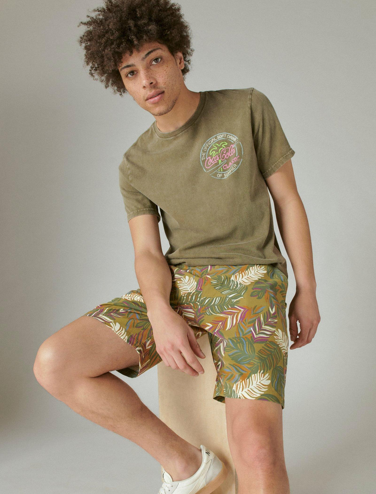 Lucky Brand Tropical Print Hybrid 8" Short Brown Print